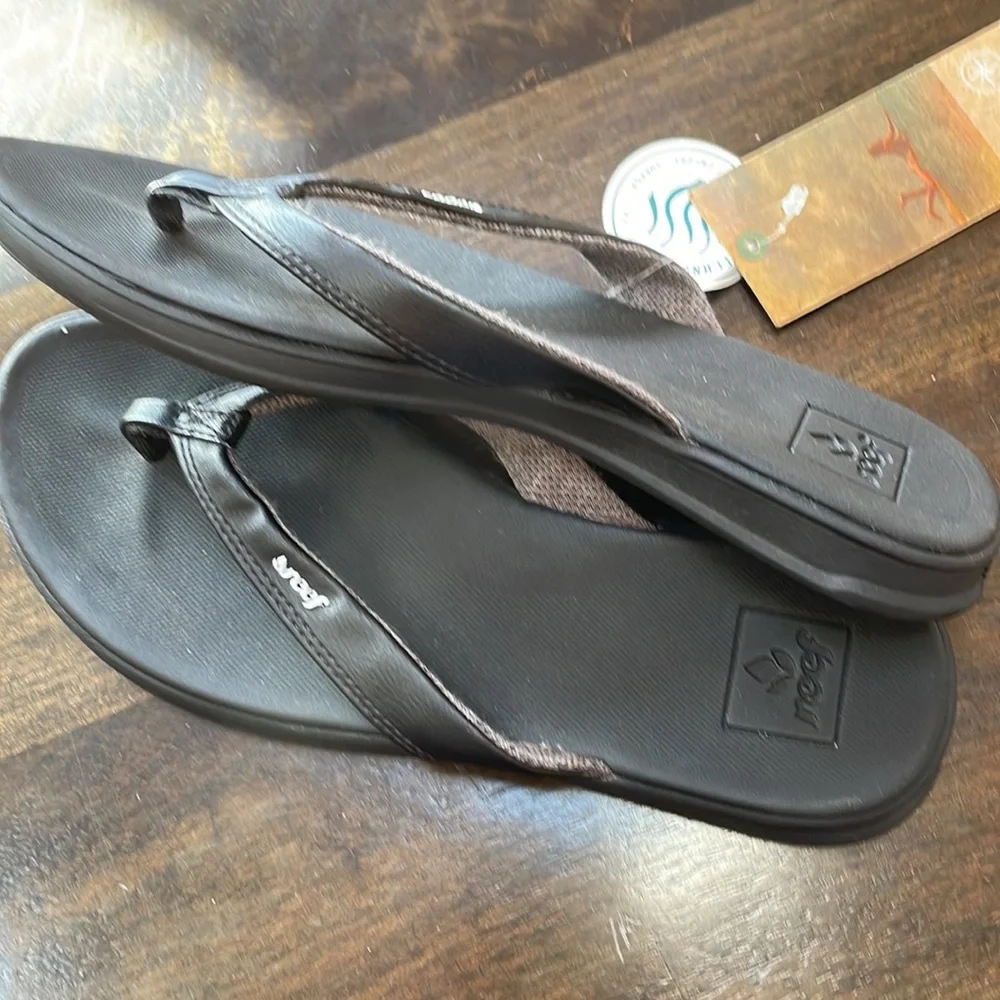 Reef Rover catch flip flops - Picture 4 of 5